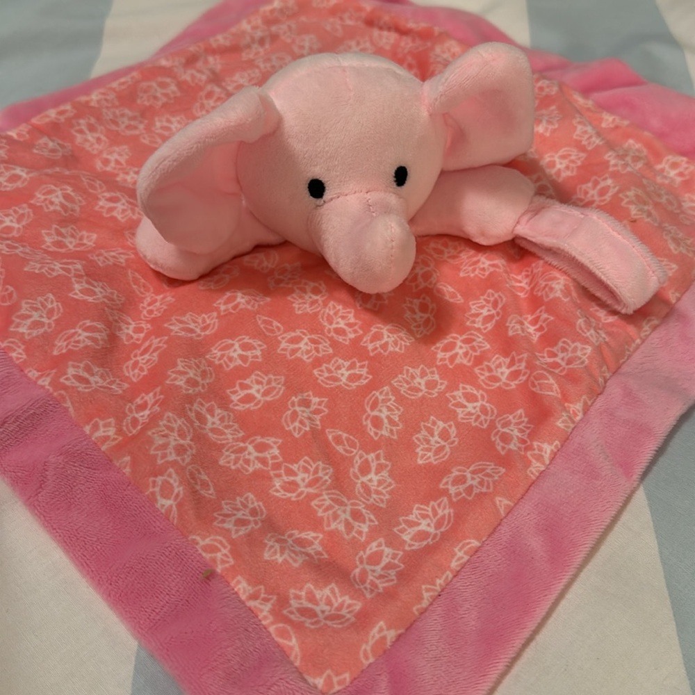 🐥 Carter's Elephant lovey/security blanket with soother holder